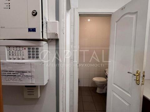 комерційна за адресою Гетьмана Павла Скоропадського вул. (Льва Толстого), 17а