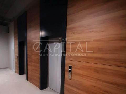 комерційна за адресою Новокостянтинівська вул., 12