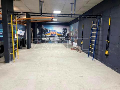 комерційна за адресою Практична вул., 2