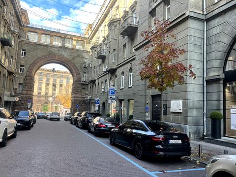 квартира за адресою Хрещатик вул. (Kreschatic), 15