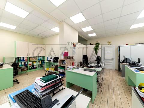 коммерческая по адресу Андрея Верхогляда ул. (Михайла Драгомирова), 15