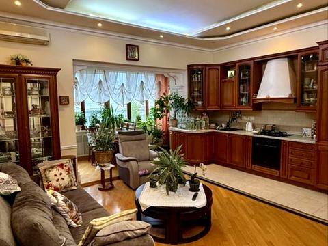 квартира за адресою Академіка Богомольця вул., 7/14