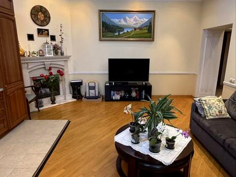 квартира за адресою Академіка Богомольця вул., 7/14