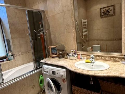 квартира за адресою Академіка Богомольця вул., 7/14