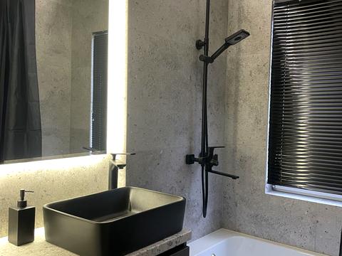 квартира за адресою Михайла Максимовича вул. (Онуфрія Трутенка), 2