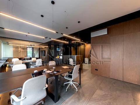 комерційна за адресою вул. Ділова, 1/2