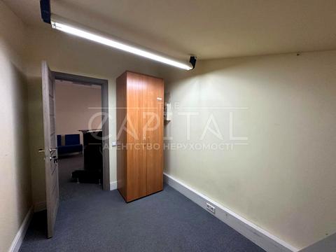 комерційна за адресою Богдана Хмельницького вул., 52а