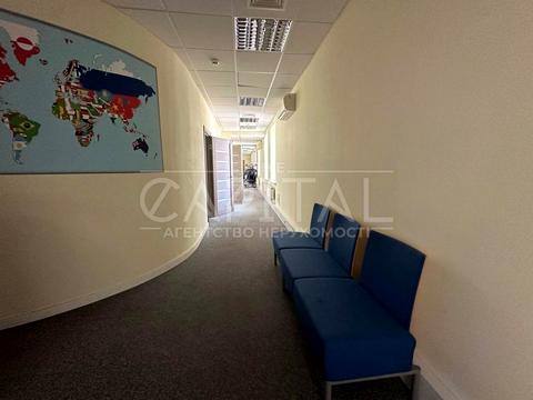 комерційна за адресою Богдана Хмельницького вул., 52а