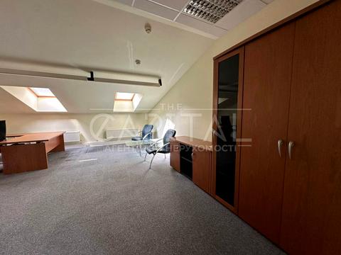 комерційна за адресою Богдана Хмельницького вул., 52а