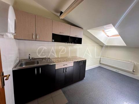 комерційна за адресою Богдана Хмельницького вул., 52а