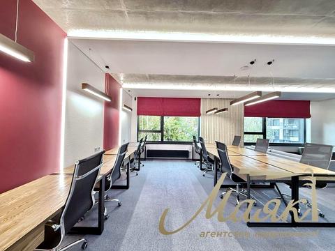 коммерческая по адресу Calle Dilova ул. (Димитрова), 1/2