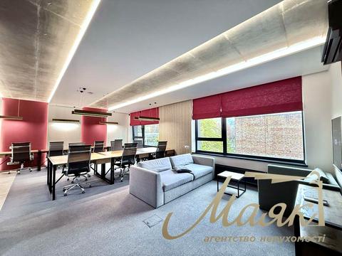 коммерческая по адресу Calle Dilova ул. (Димитрова), 1/2