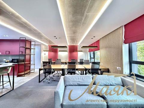 коммерческая по адресу Calle Dilova ул. (Димитрова), 1/2