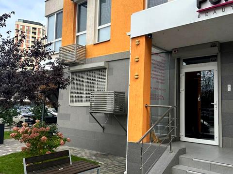 коммерческая по адресу Берестейский просп. (Победы), 67-А