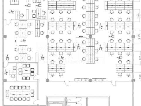 комерційна за адресою Нововокзальна вул., 2