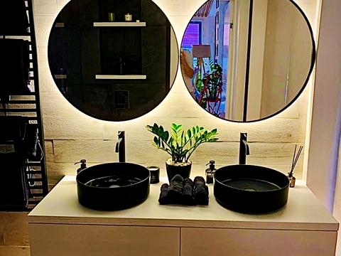 будинок за адресою с. Круглик, Садова