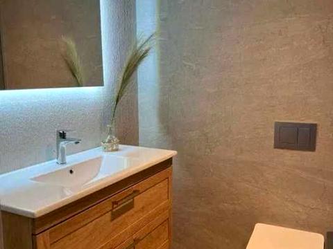 квартира за адресою Набережно-Рибальська вул., 27