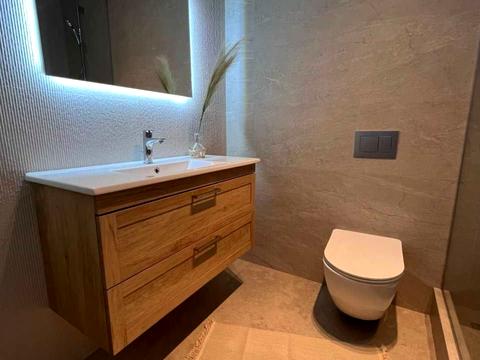 квартира за адресою Набережно-Рибальська вул., 27