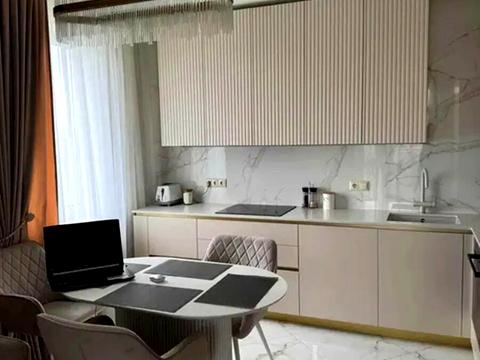 квартира по адресу Героїв Крут ул., 10