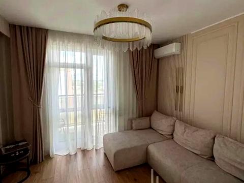 квартира за адресою Героїв Крут вул., 10