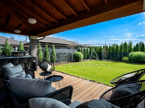 дом по адресу с. Вишенки, Золочівська