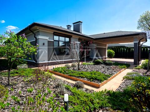 дом по адресу с. Вишенки, Золочівська