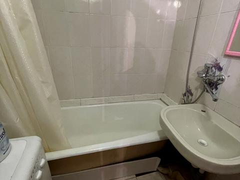 квартира за адресою Романа Шухевича просп. (Генерала Ватутіна), 26