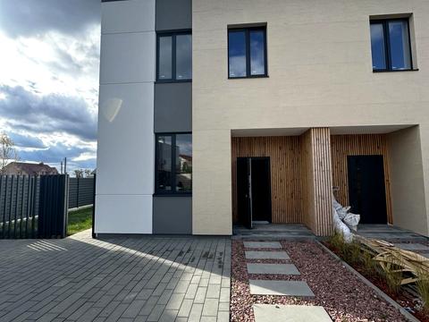 будинок за адресою врожайна