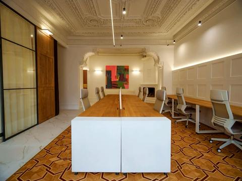 коммерческая по адресу Шота Руставели ул., 22