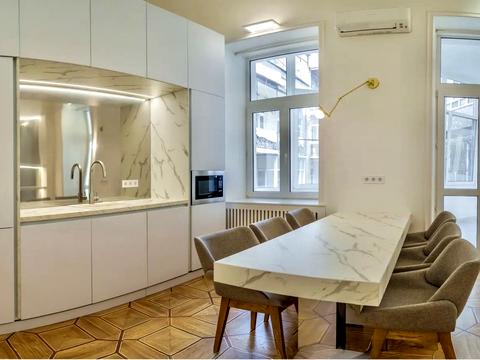 коммерческая по адресу Шота Руставели ул., 22