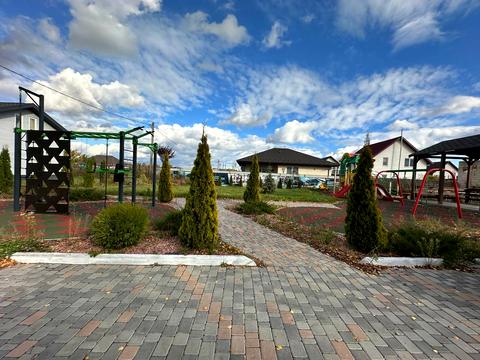 дом по адресу Київська