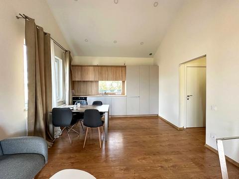 дом по адресу Київська