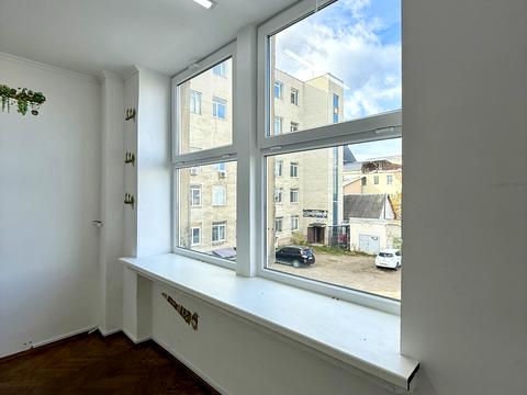 коммерческая по адресу Гетмана Мазепы ул., 1