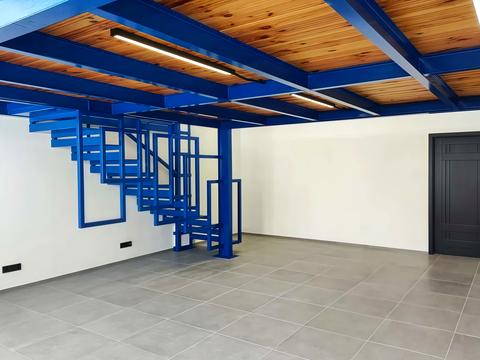 комерційна за адресою Фучика, 18