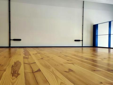 коммерческая по адресу Фучика, 18