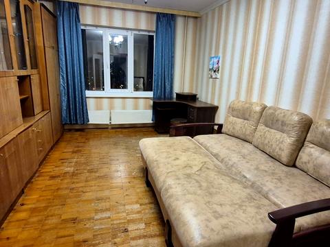 квартира за адресою Ревуцького вул., 19/1