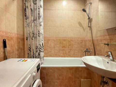 квартира за адресою Машинобудівна вул., 21