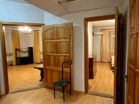 квартира за адресою Олександра Лазаревського вул. (Мініна), 9