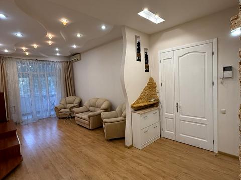 квартира по адресу Дмитрия Яворницкого просп. (Карла Маркса), 53-А