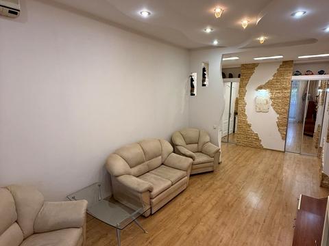 квартира по адресу Дмитрия Яворницкого просп. (Карла Маркса), 53-А