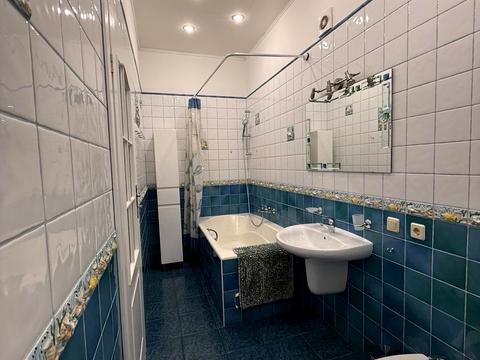 квартира по адресу Дмитрия Яворницкого просп. (Карла Маркса), 53-А