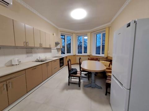 будинок за адресою 8 березня