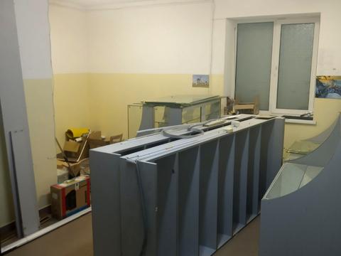 комерційна за адресою Інститутська вул., 6а