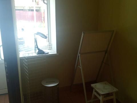 комерційна за адресою Інститутська вул., 6а