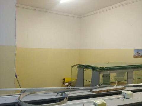 комерційна за адресою Інститутська вул., 6а