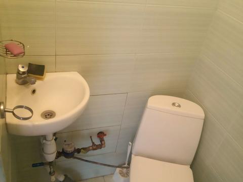 комерційна за адресою Інститутська вул., 6а