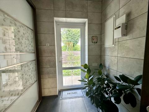 будинок за адресою Садова