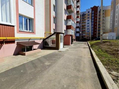 комерційна за адресою Озерна вул., 6/3