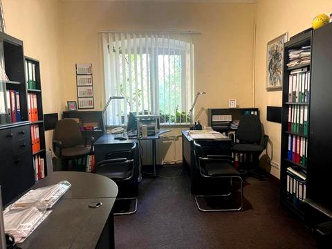 комерційна за адресою Лисенка вул., 1