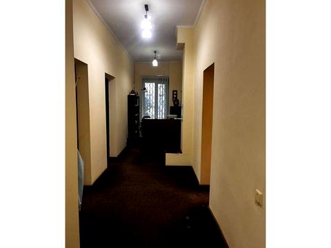 комерційна за адресою Лисенка вул., 1